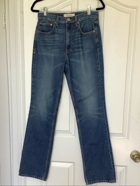 Trave straight leg jeans. Size 26.